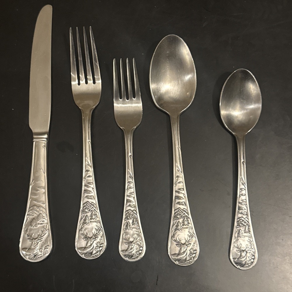 Cambridge Deer Hunting Pattern Satin Stainless Flatware 5 Piece Set Fork Spoon